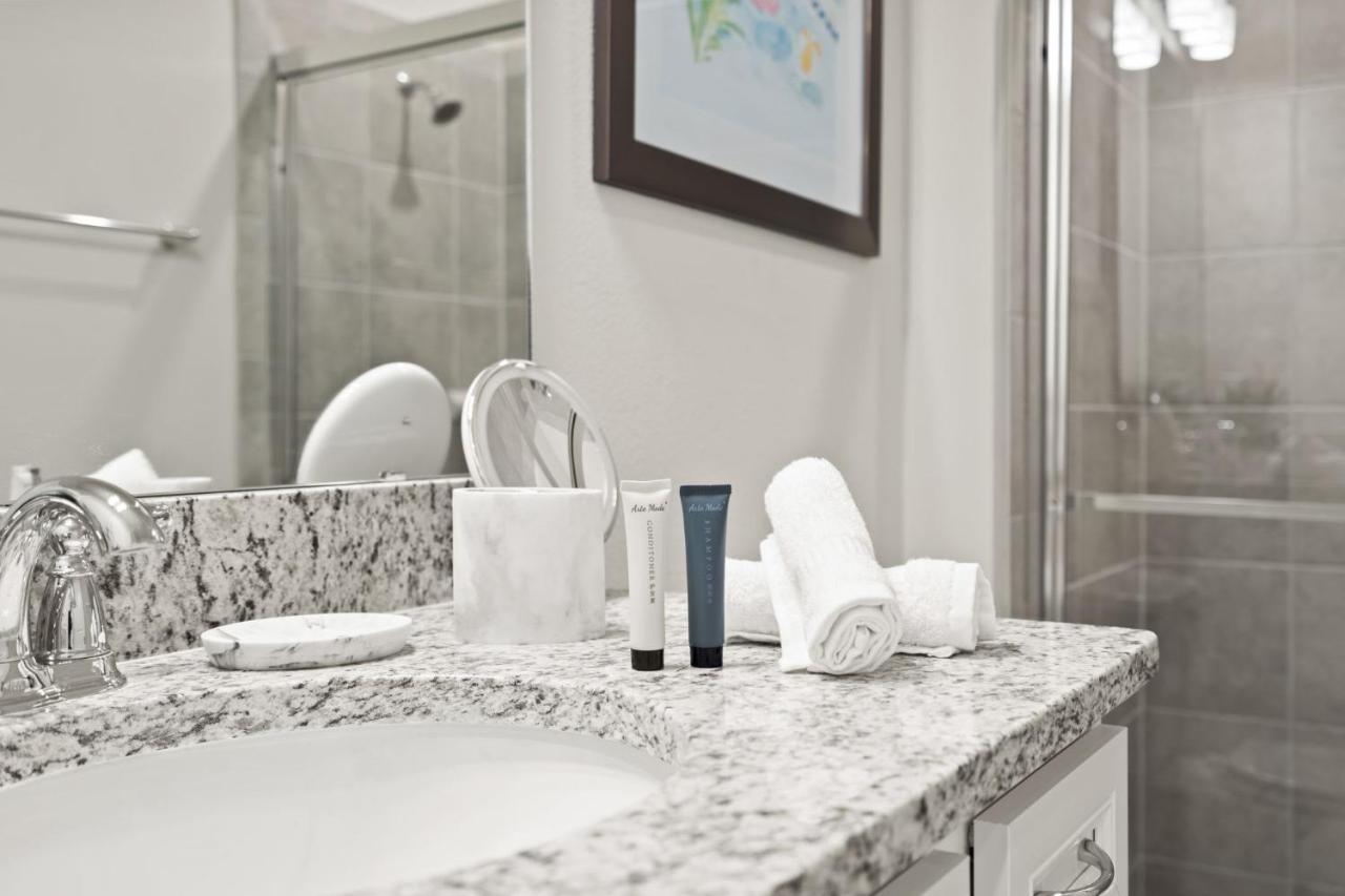 New To Market New Construction 5 Bed Retreat In World Famous Windsor Island Davenport Exteriér fotografie